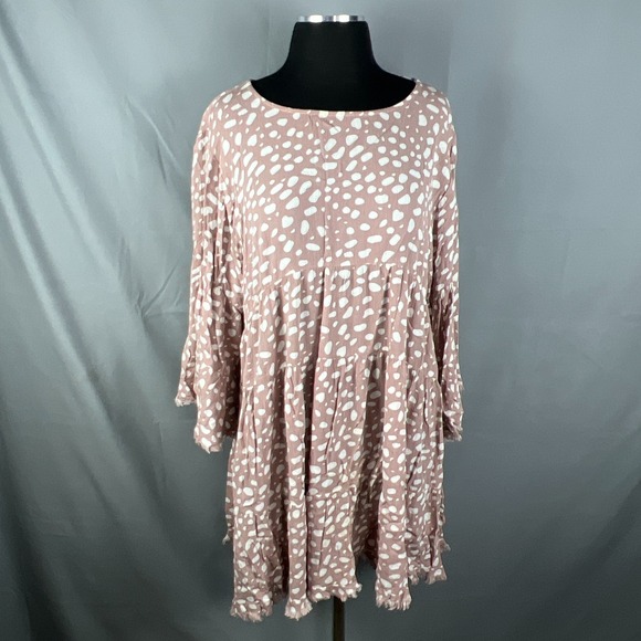 Umgee Dresses & Skirts - Umgee Shift Dress Womens Medium Dusty Pink White Organic Spot Print Frayed Trim